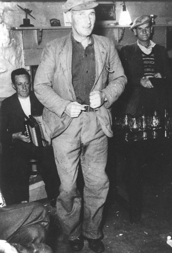 Eli Durrant stepping, with Fred Pearce and Wicketts Richardson behind