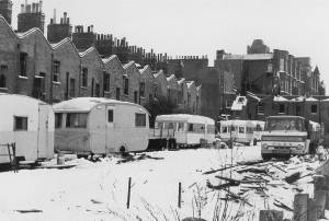 Travellers' pull-on, North London