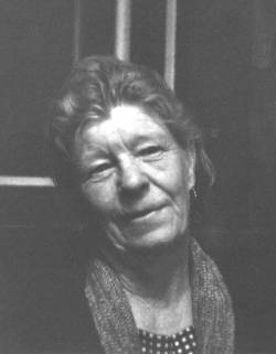 Peggy Delaney, Mikeen's sister.