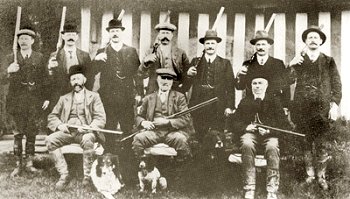 The full complement of sons of James Batt senior, posing at Vesper Hawk Farm, Smarden, after a Christmas day shoot at around 1900.  Photo courtesy Simon Evans