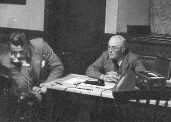 Seamus Ennis with Ben Baxter, recording in the Vernon Arms